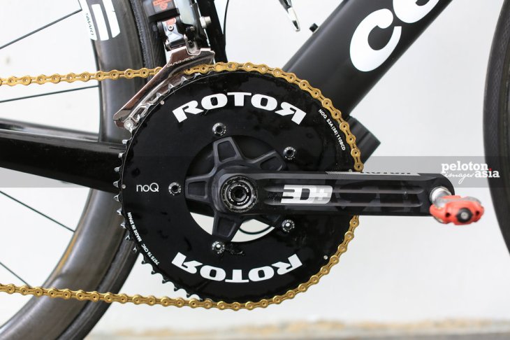 While Spanish company Rotor is known for their oval chainrings, some riders such as Kudu prefer standard round (NoQ) chainrings. 